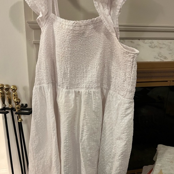Old Navy White Smocked Sundress with Flutter Straps - Picture 3 of 4